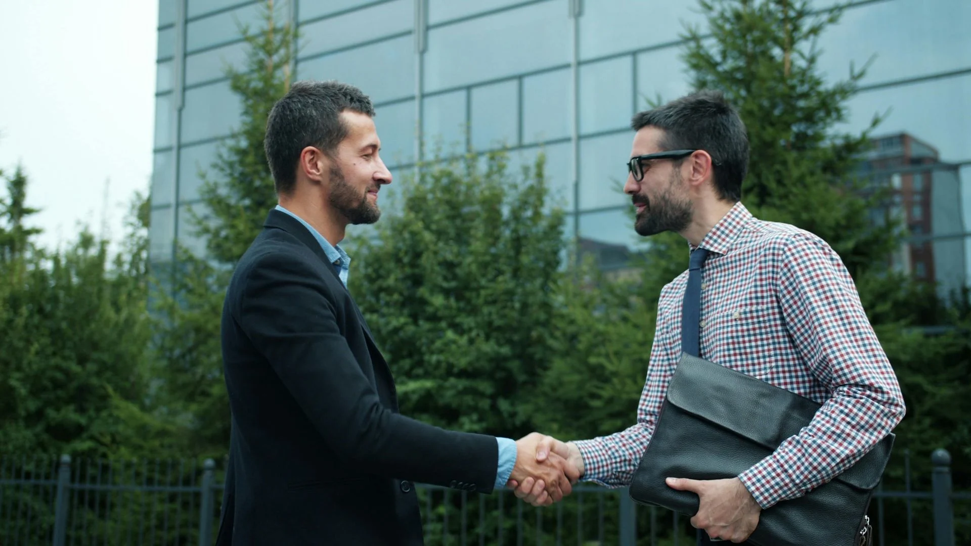 What Dealer-Direct E-Commerce Must Deliver to Win