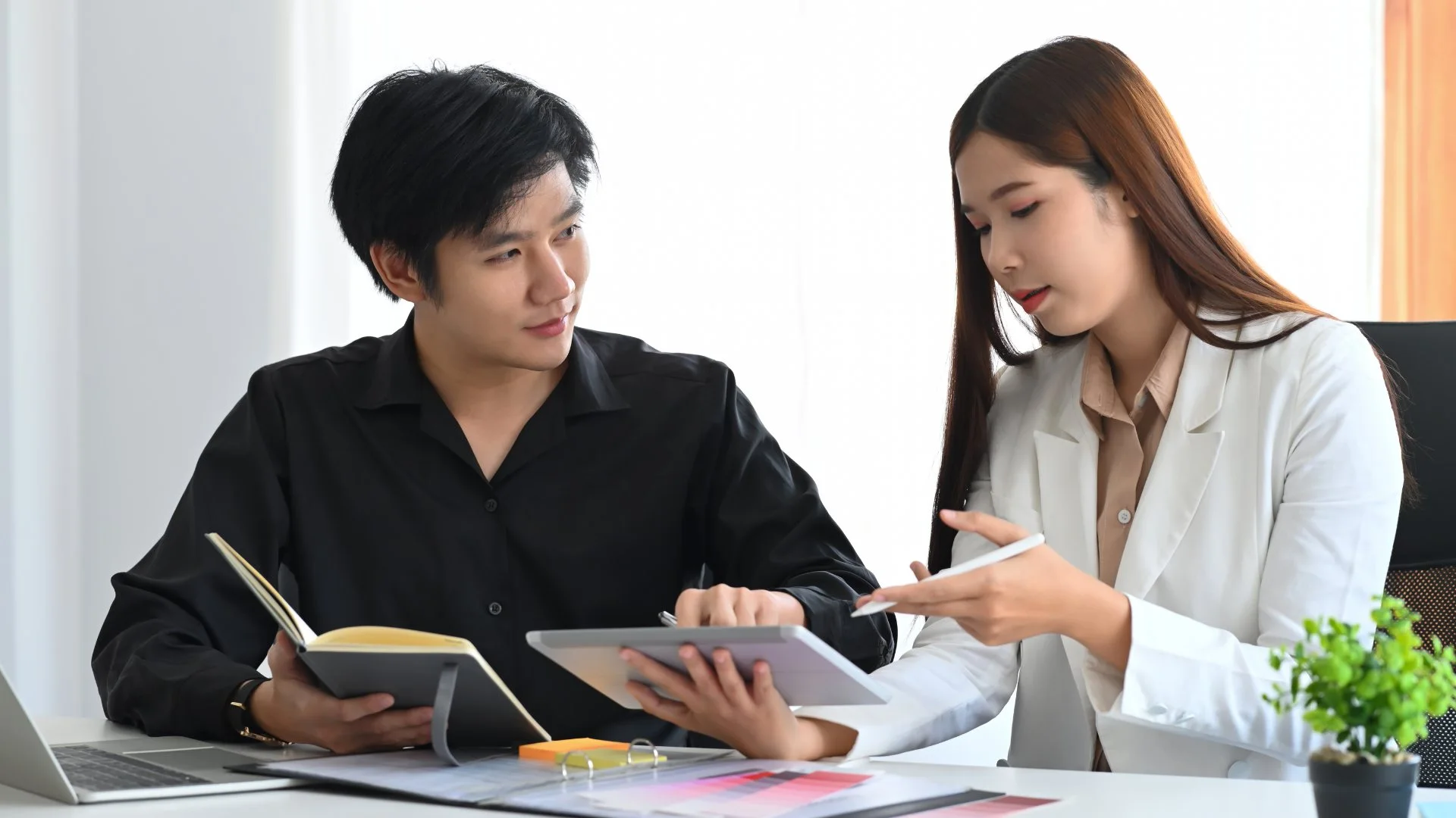 Partner Panels: When to Blend